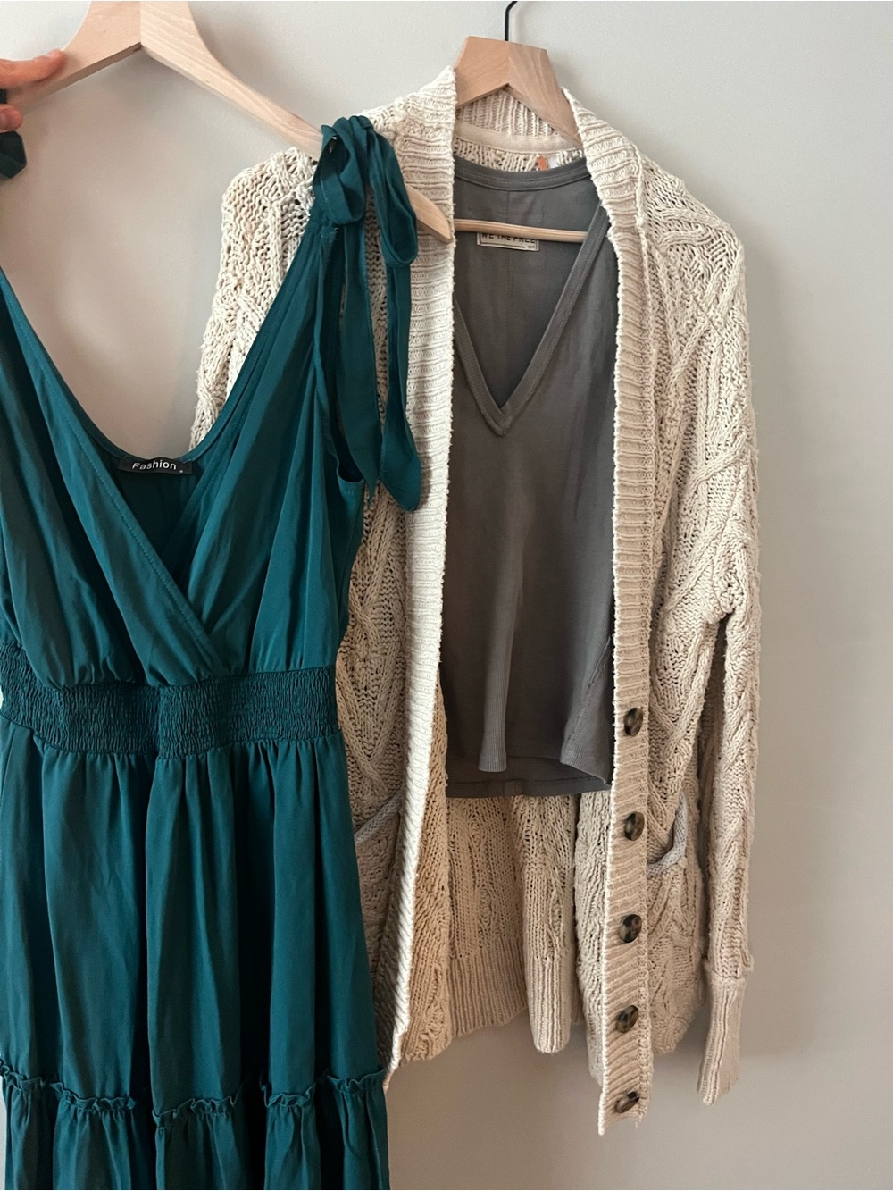 Maxi dress, chunky cardigan, v-neck bundle